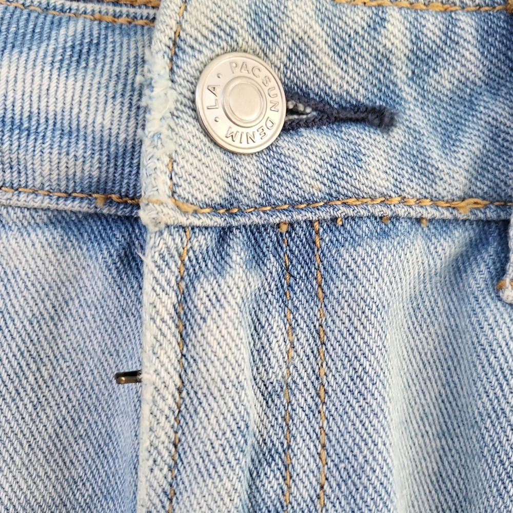 PacSun Los Angeles Light Wash Raw Hem Distressed Jean Mini Skirt 27 - Picture 5 of 8